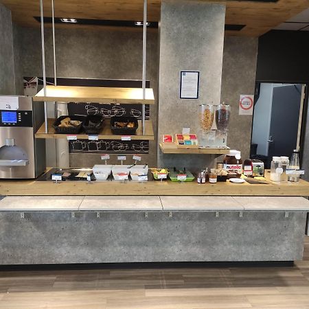 Ibis Budget Tours Centre Gare Et Congres Eksteriør billede